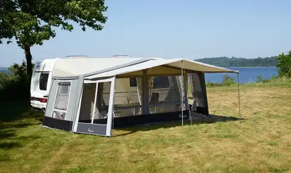 Isabella Sun Canopy Eclipse and Mini Eclipse