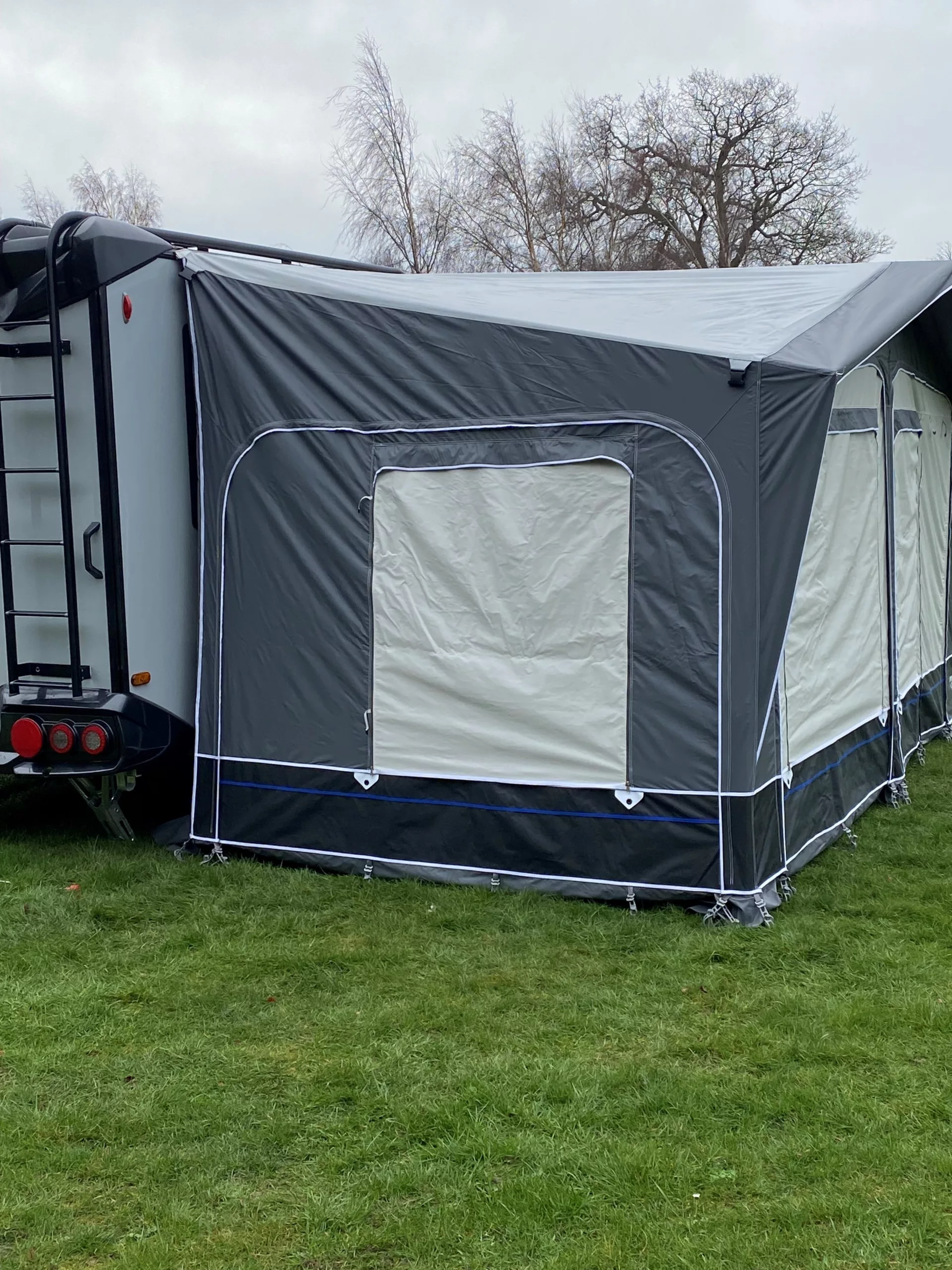 Camptech - Knaus Sport & Fun Archduke DL Awning - Grantham's