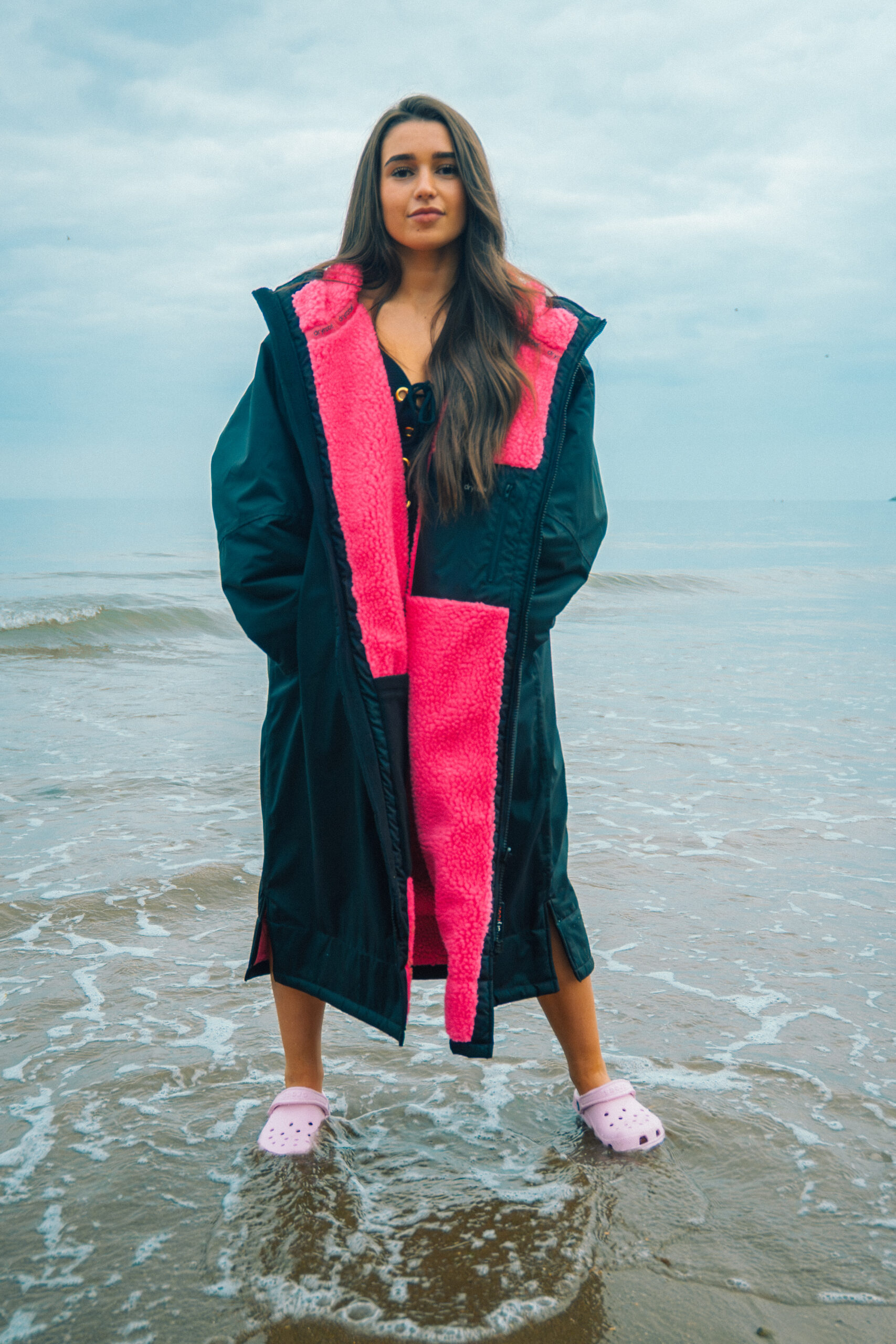 dryrobe black pink changing robe