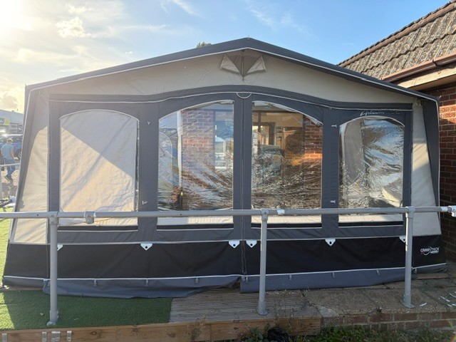 Camptech - Atlantis DL Seasonal Awning - Size 9 Ex-Display - Image 5